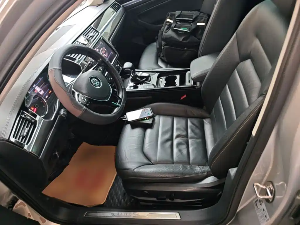 Volkswagen Phideon 2018 2018 Facelift 380TSI FWD Business