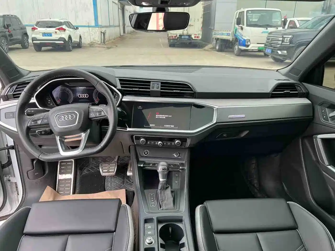 Audi Q3 2024 35 TFSI Fashion Sport фото 6