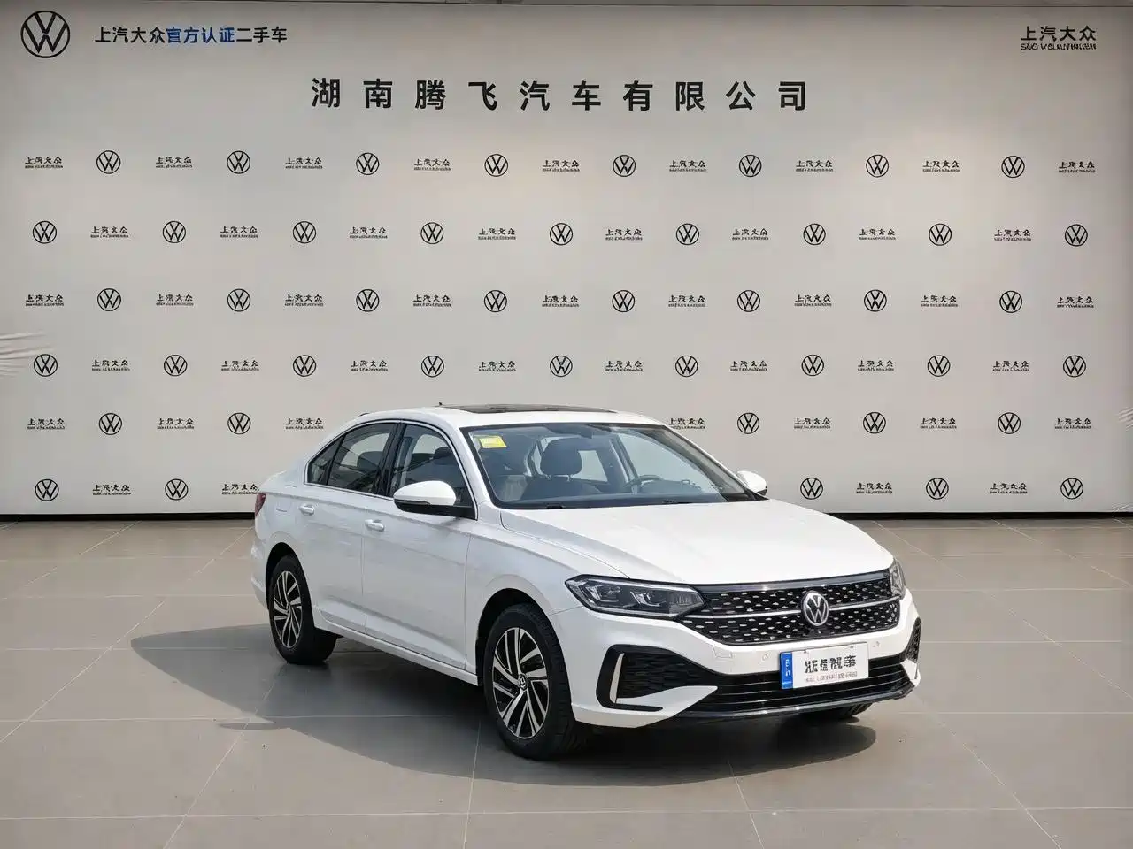 Volkswagen Lavida 2024 Model 300TSI DSG Starlight Leading Edition фото 3