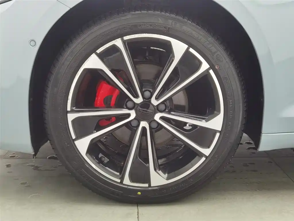 GEELY AUTOMOBILE XINGRUI