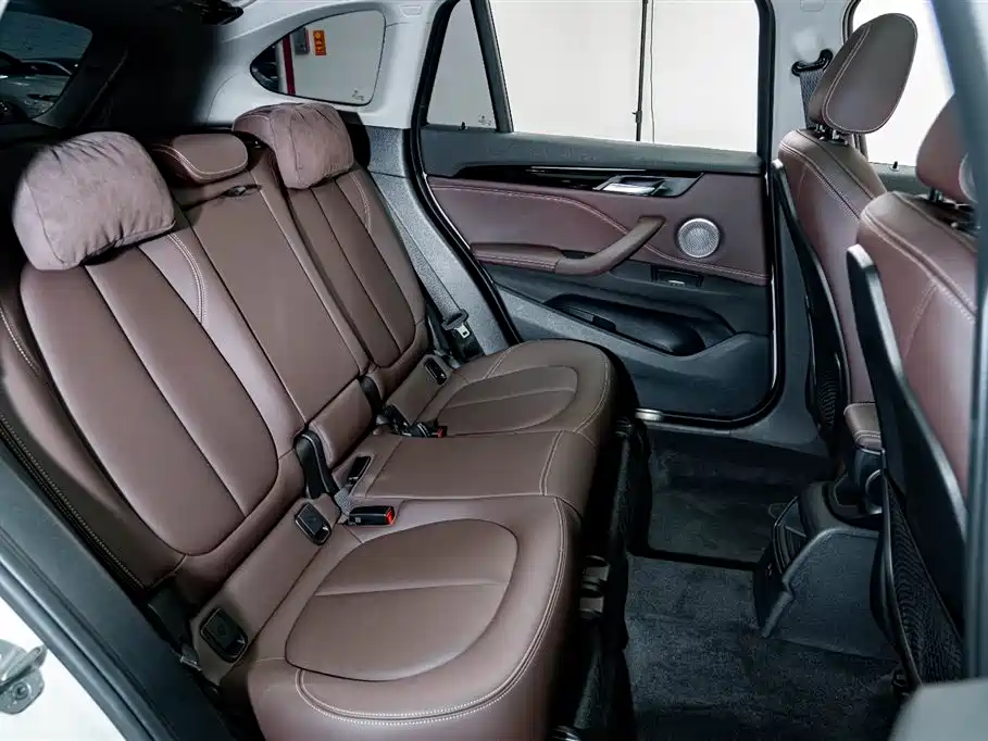 BMW X1 2021 sDrive20Li Fashion фото 22