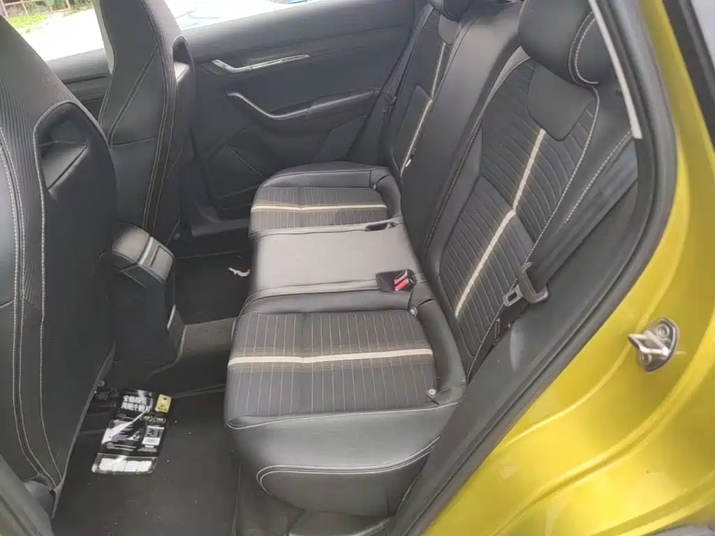 Фото 22 - Škoda Kamiq