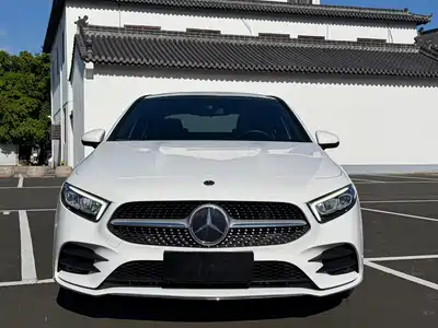 Mercedes-Benz A