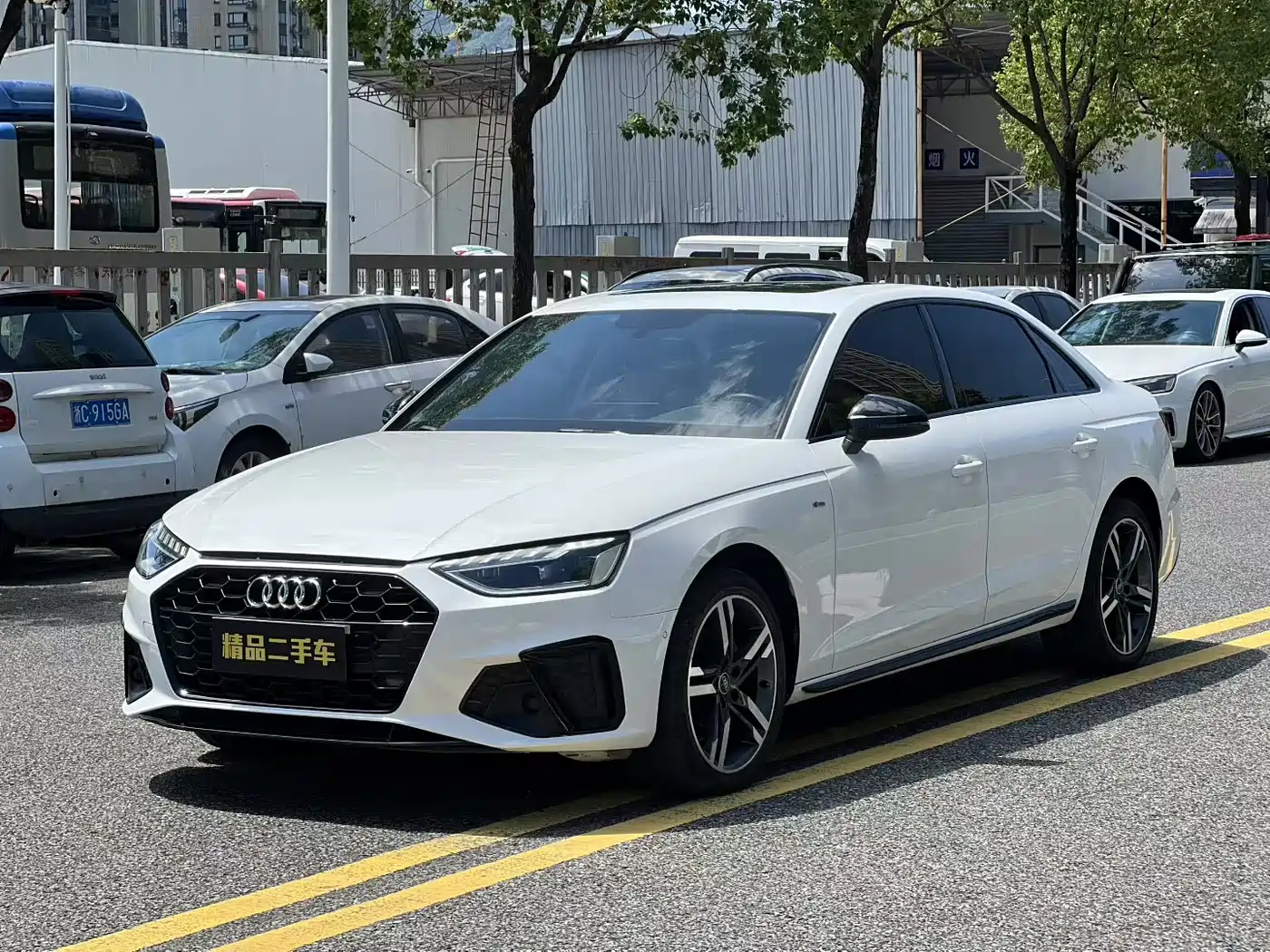 Audi Audi A4L 2022 40 TFSI Luxury Dynamic
