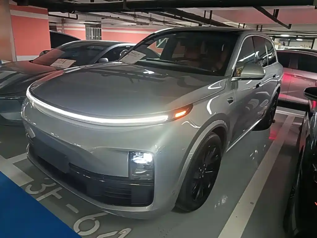 Li Auto Li L8 2023 — пригон из Китая