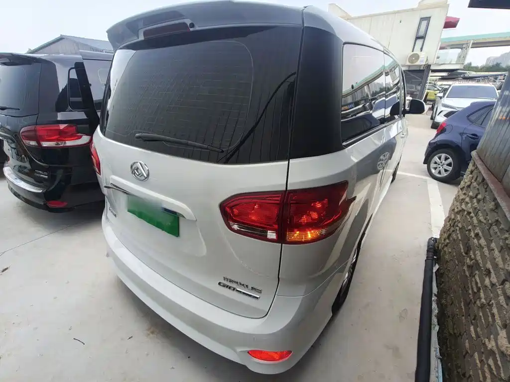SAIC Maxus Maxus G10 2021 2019 Facelift PLUS 2.0T Automatic Elite Edition China VI