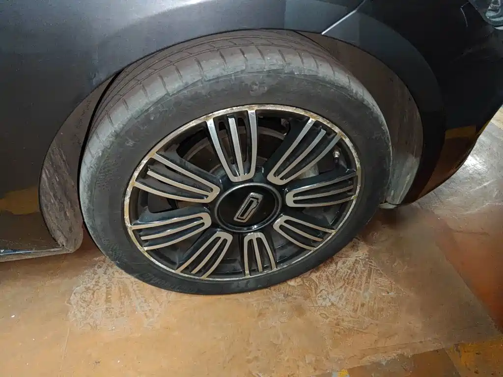 Qoros 3 2017 2015 Sedan 1.6T Auto Zhizhen Enhanced