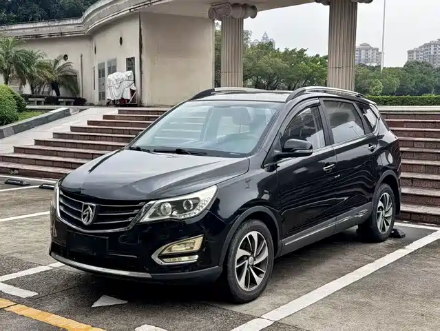 Baojun Baojun 560 2016 1.8L iAMT Luxury