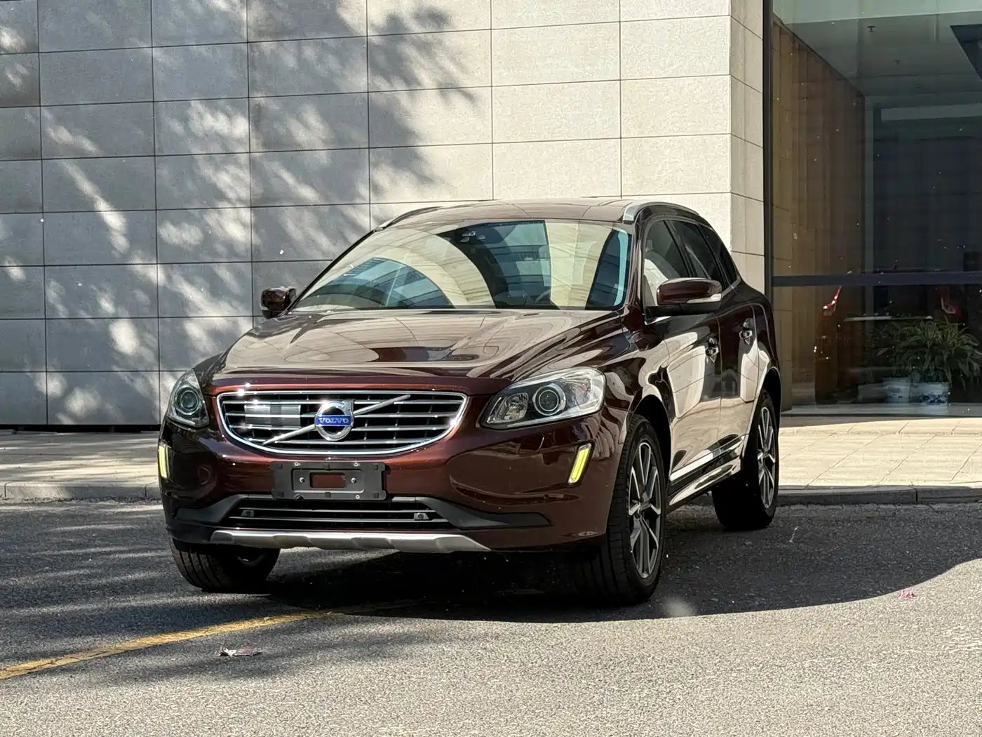 Фото 1 - Volvo XC60