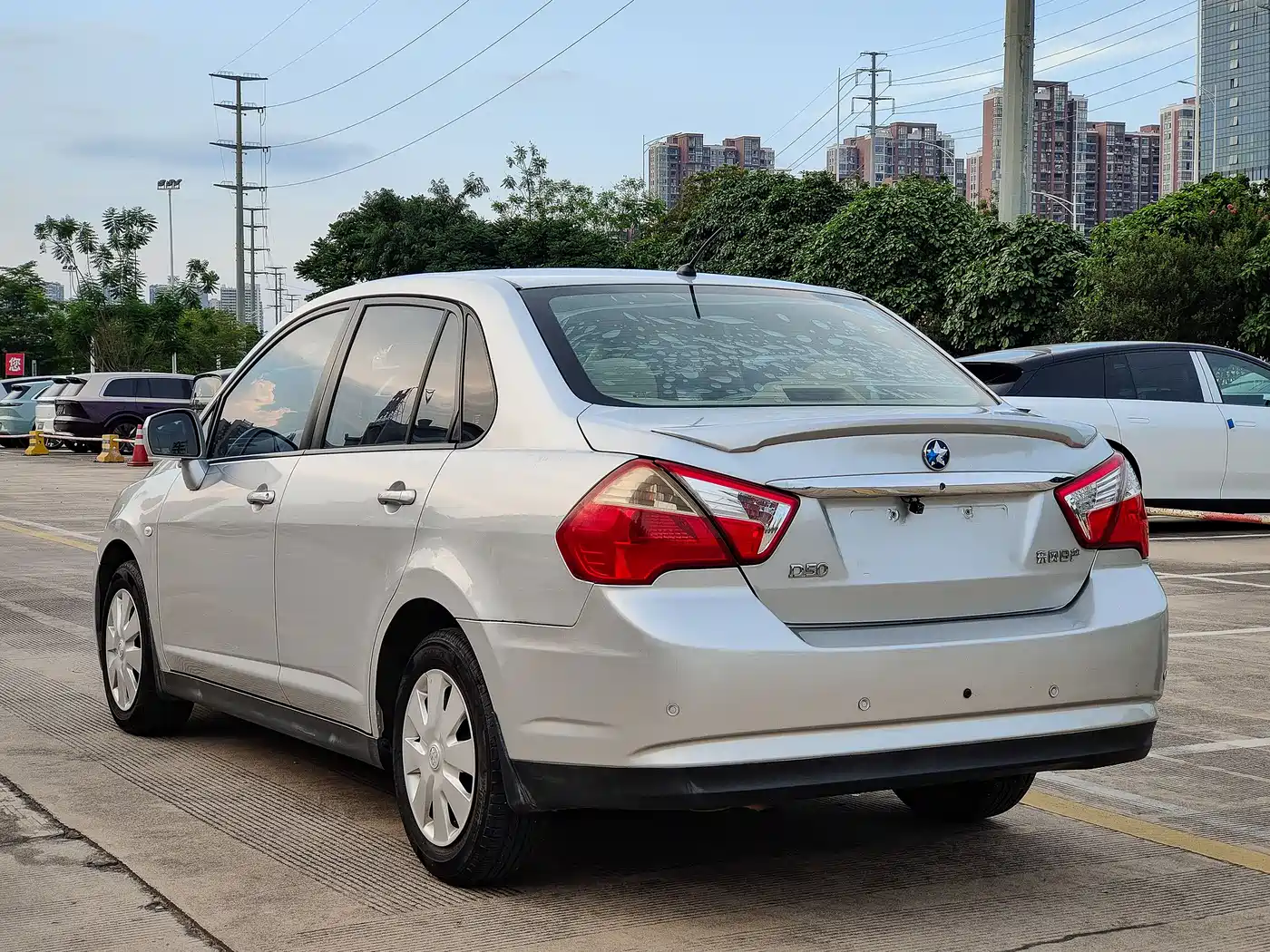 Venucia D50 2013 2013 1.6L Manual Fashion