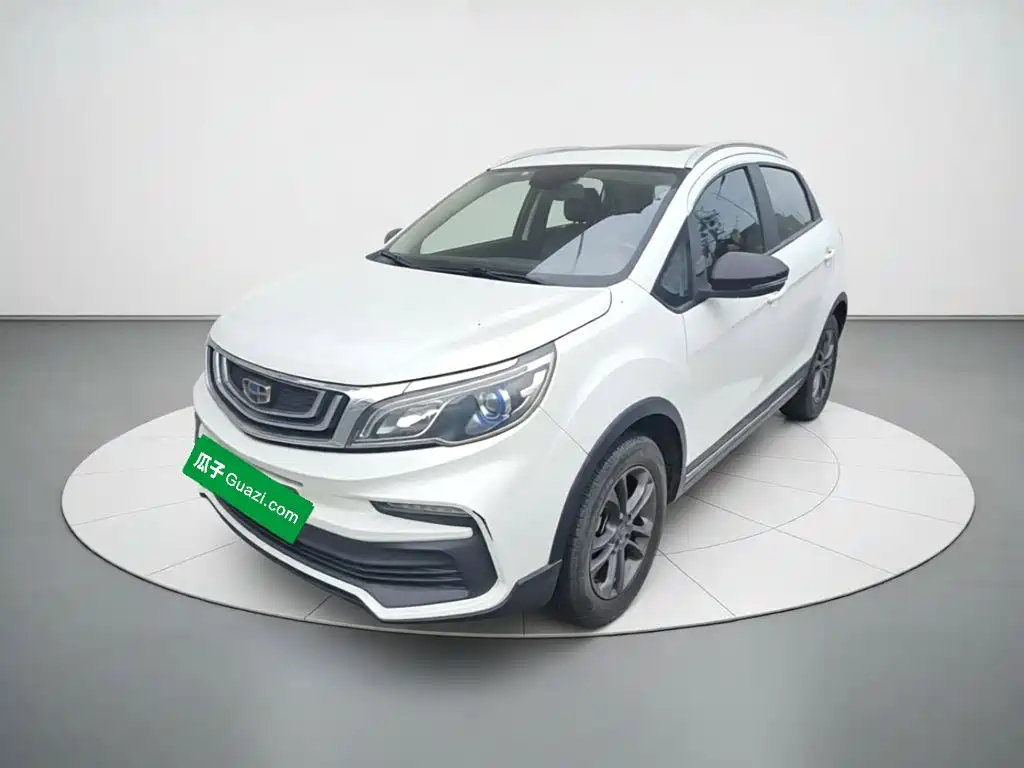 Фото 2 - Geely Vision X3