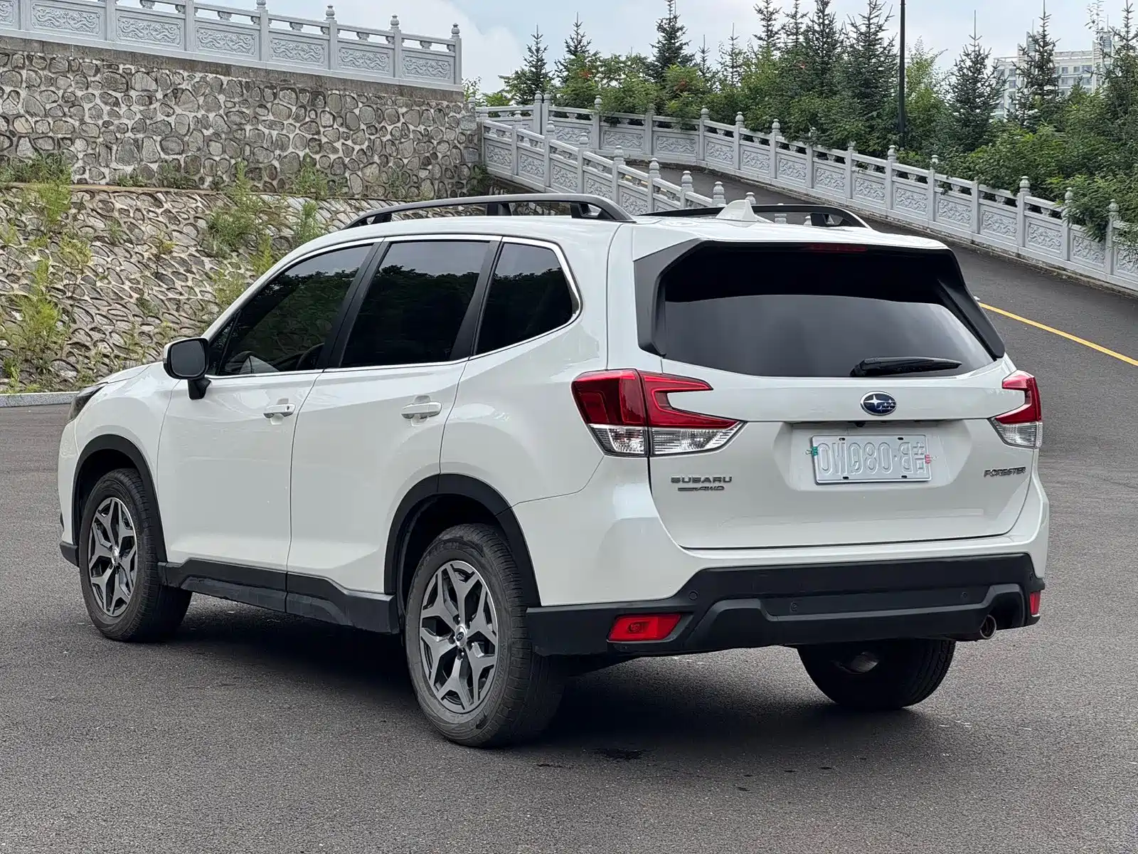 Photo 4 - Subaru Forester