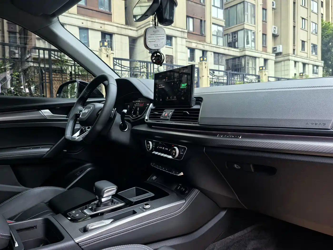 Audi Q5L, миниатюра 9