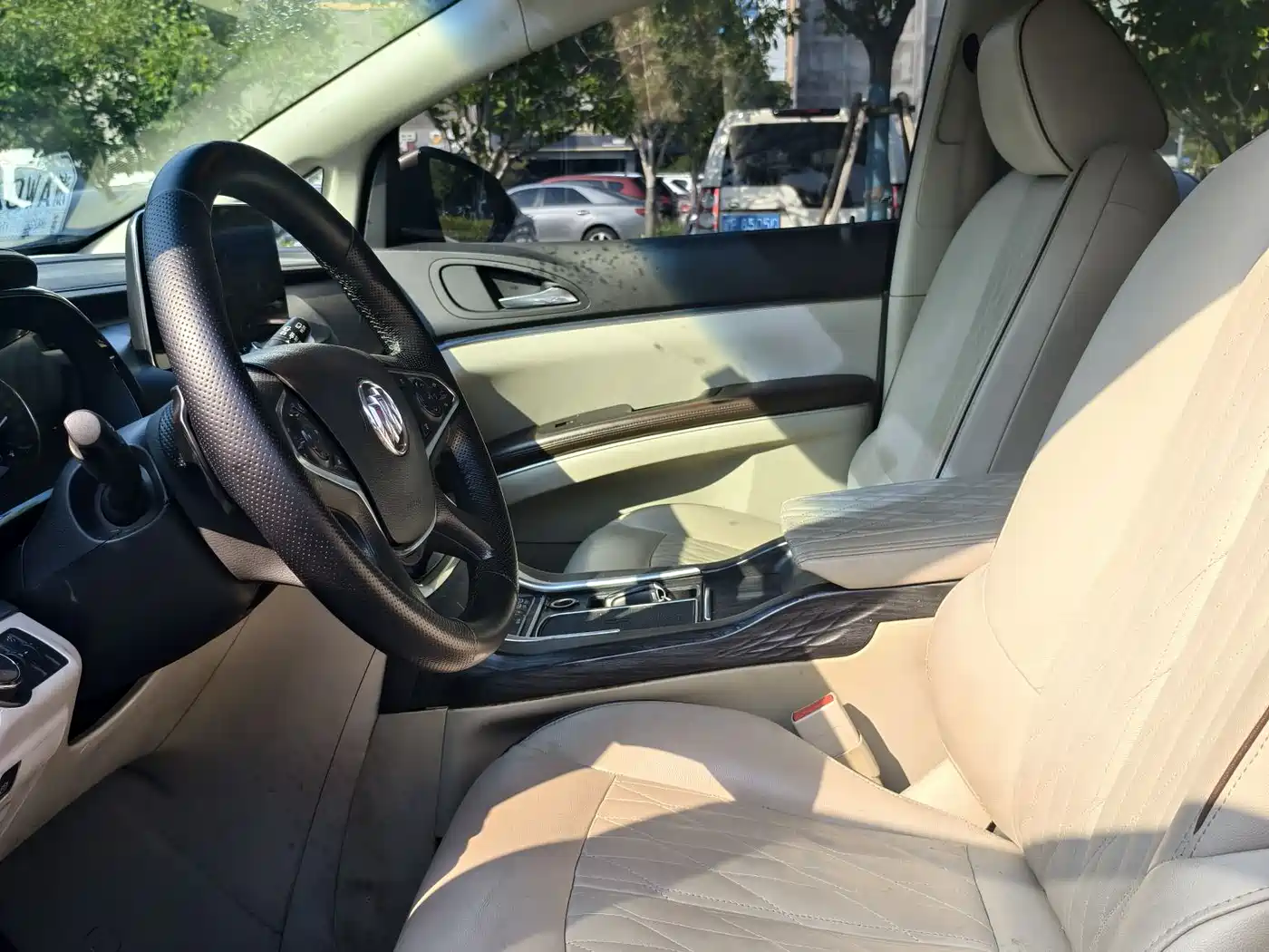 BUICK GL8
