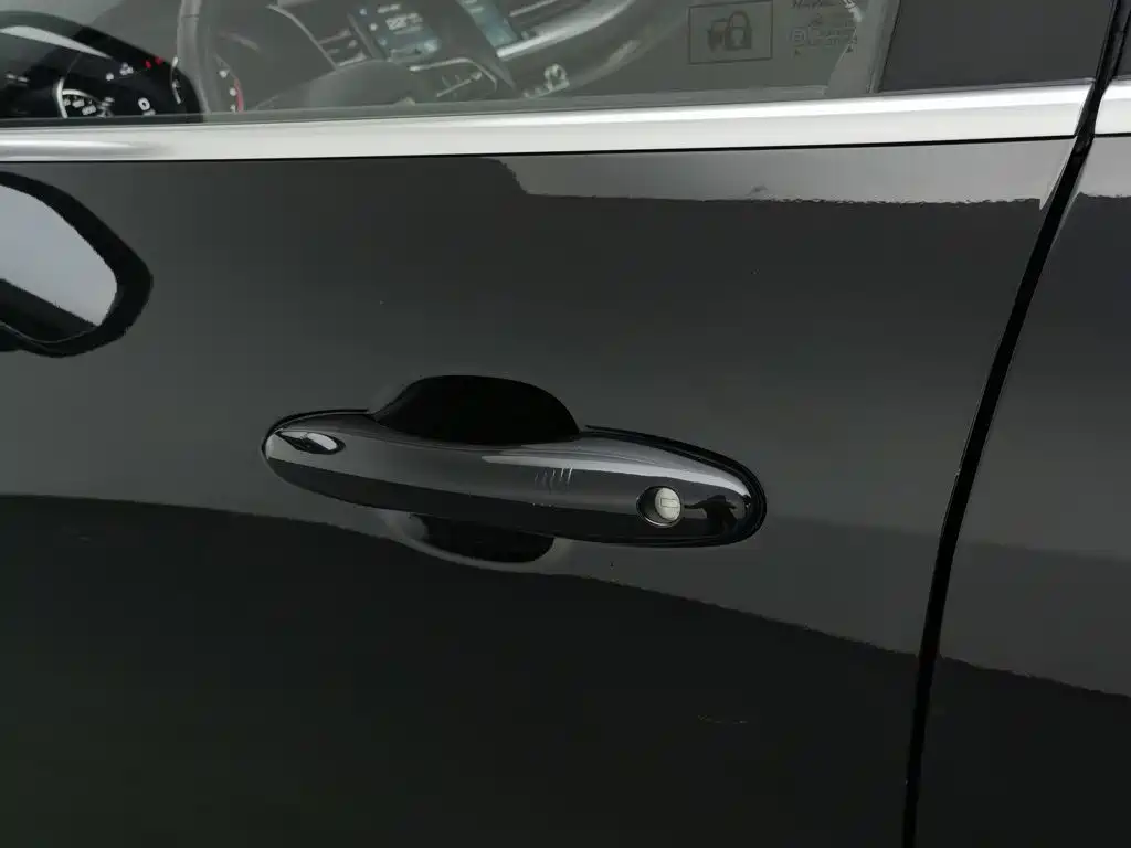 Photo 18 - Haval H6