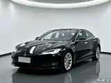Фото 1 - Tesla Model S