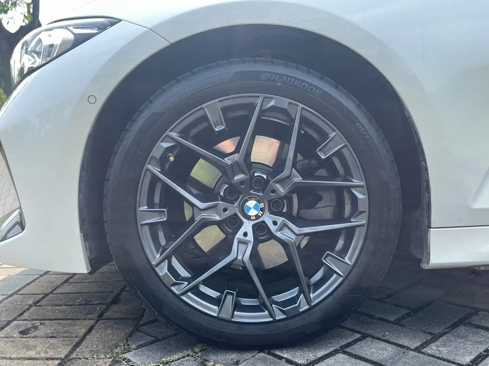 Photo 19 - BMW 3 Series