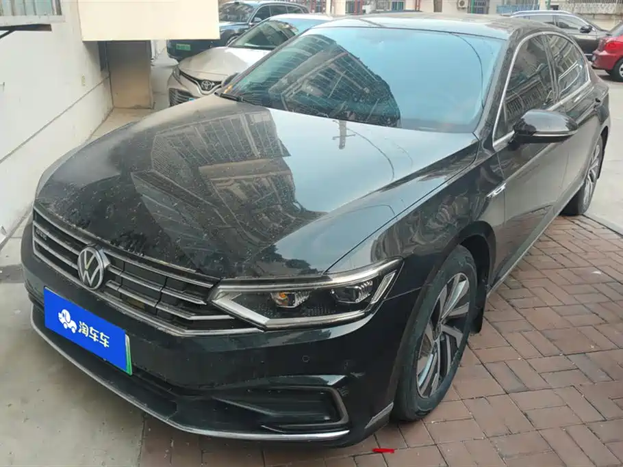 VOLKSWAGEN MAGOTAN GTE PLUG IN HYBRID