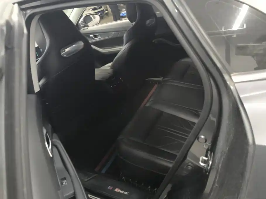 Changan UNI-K 2024 2023 2.0T FWD Joy Style