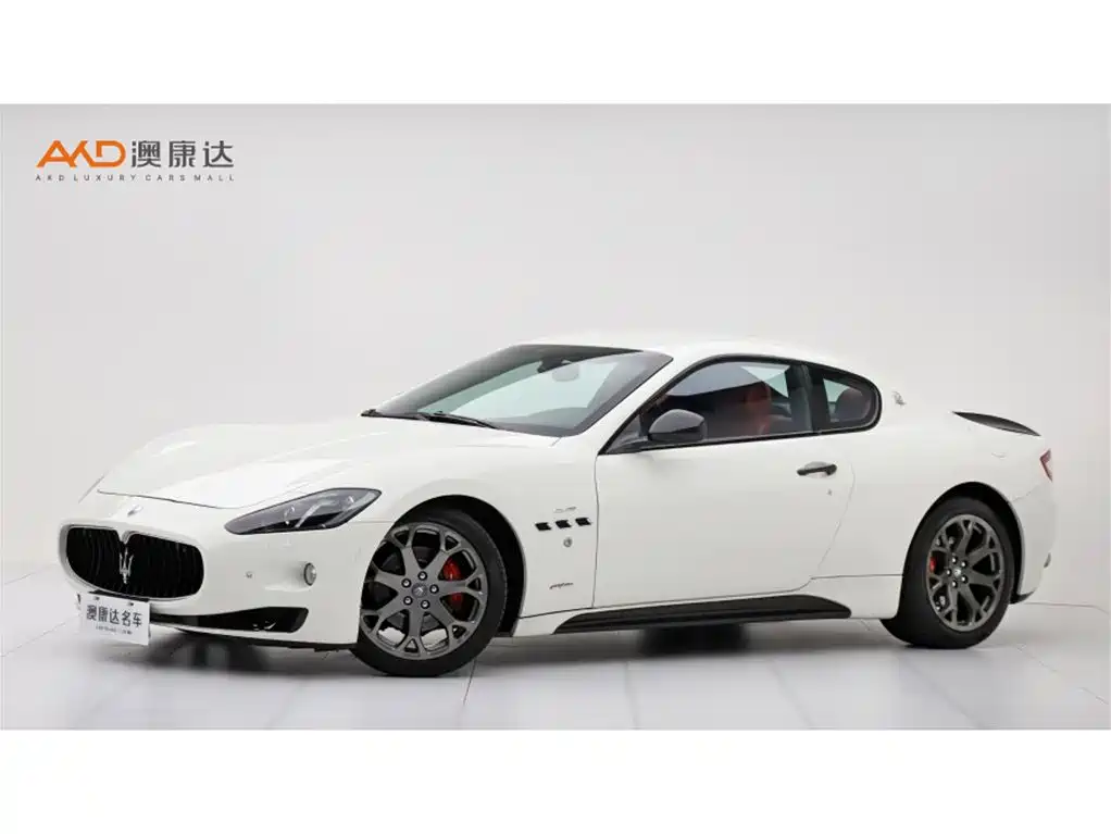 2018 Maserati GranTurismo