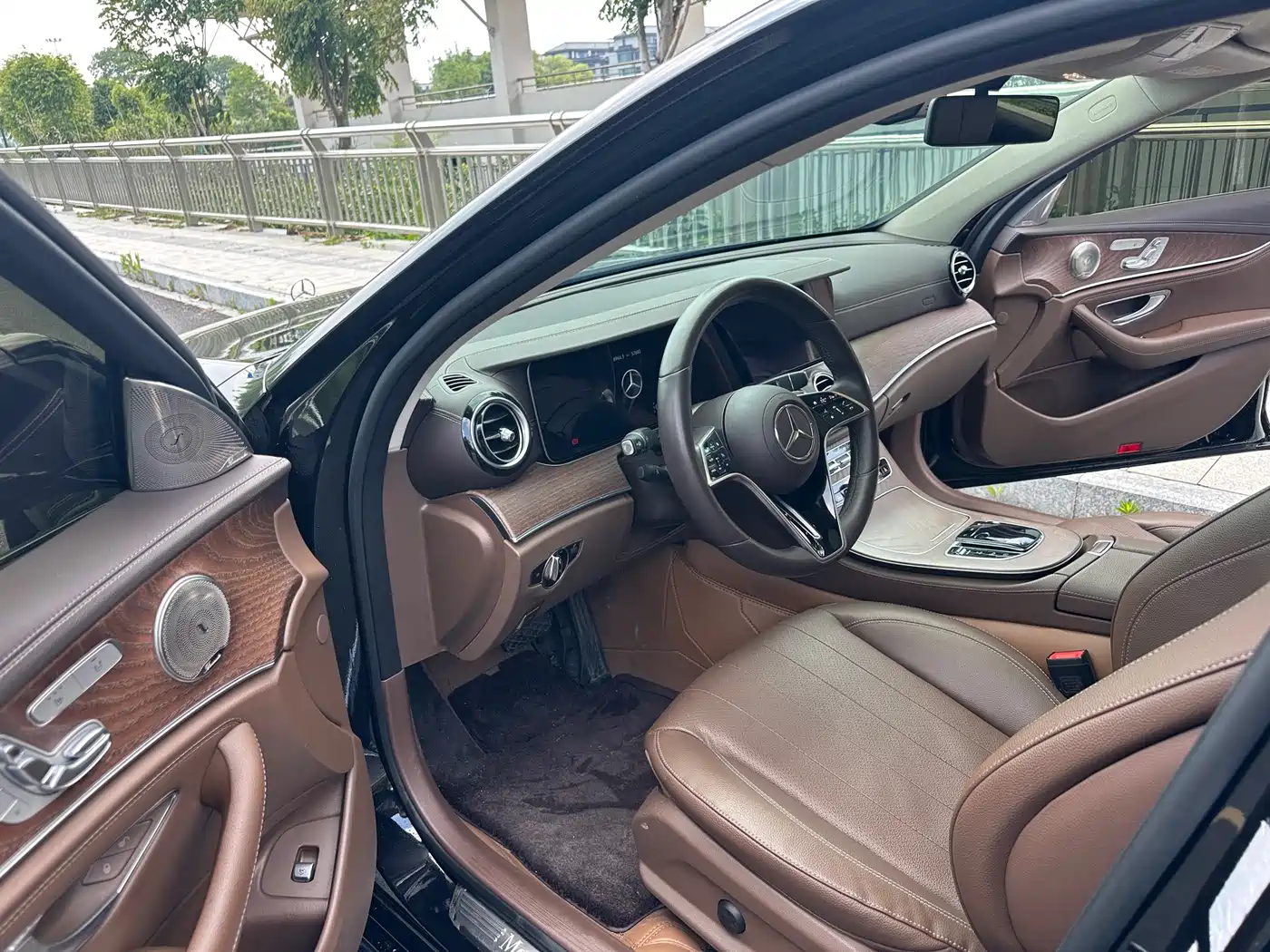 Mercedes-Benz E-Class 2023 Facelift E 300 L Fashion фото 7