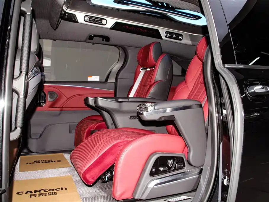 Toyota Sienna 2026 2.5L Hybrid AWD Luxury Edition фото 18
