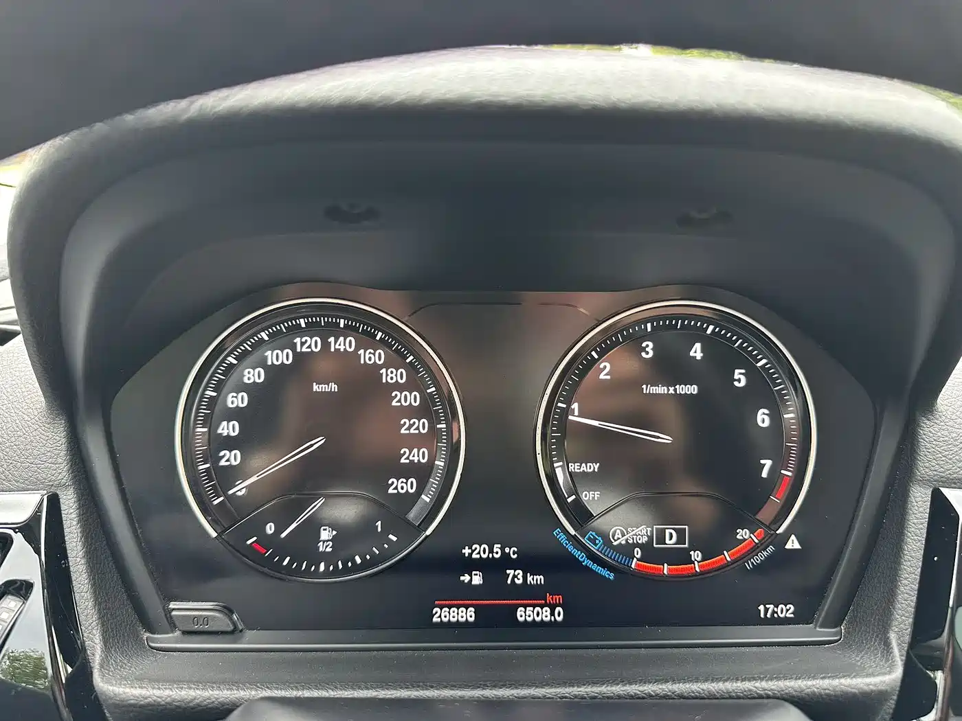 BMW 1 Series 2023 120i M Sport Shadow Edition фото 7