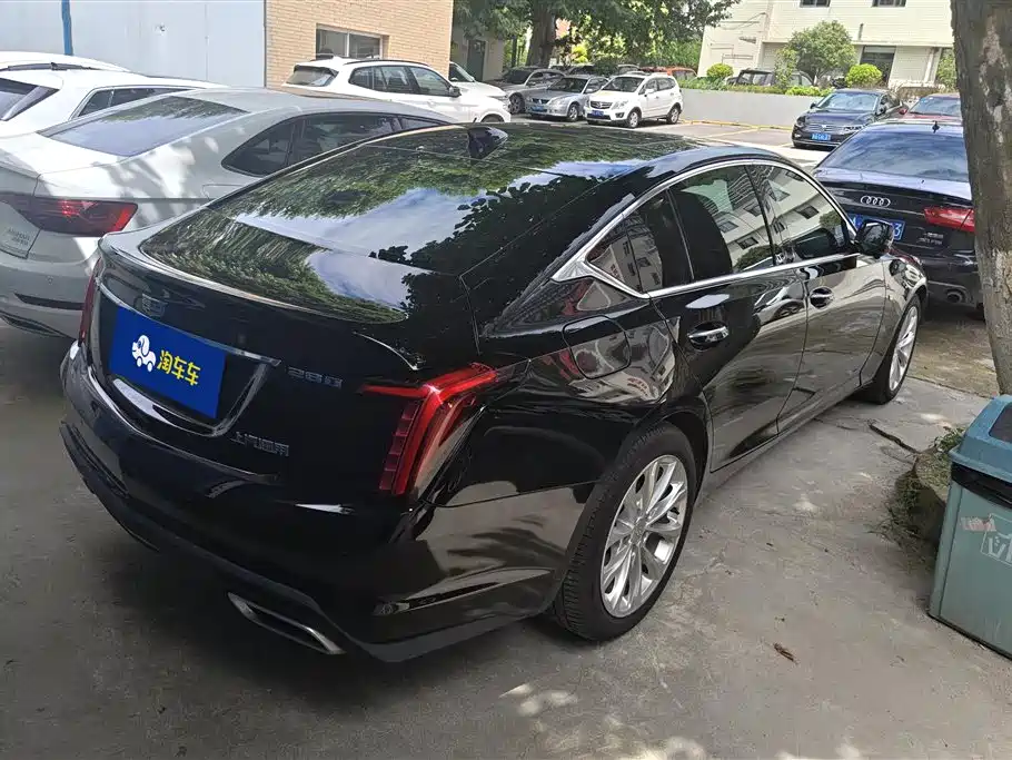 CADILLAC CT5