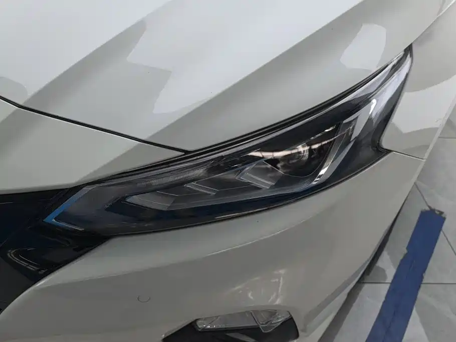 Фото 5 - Nissan Teana