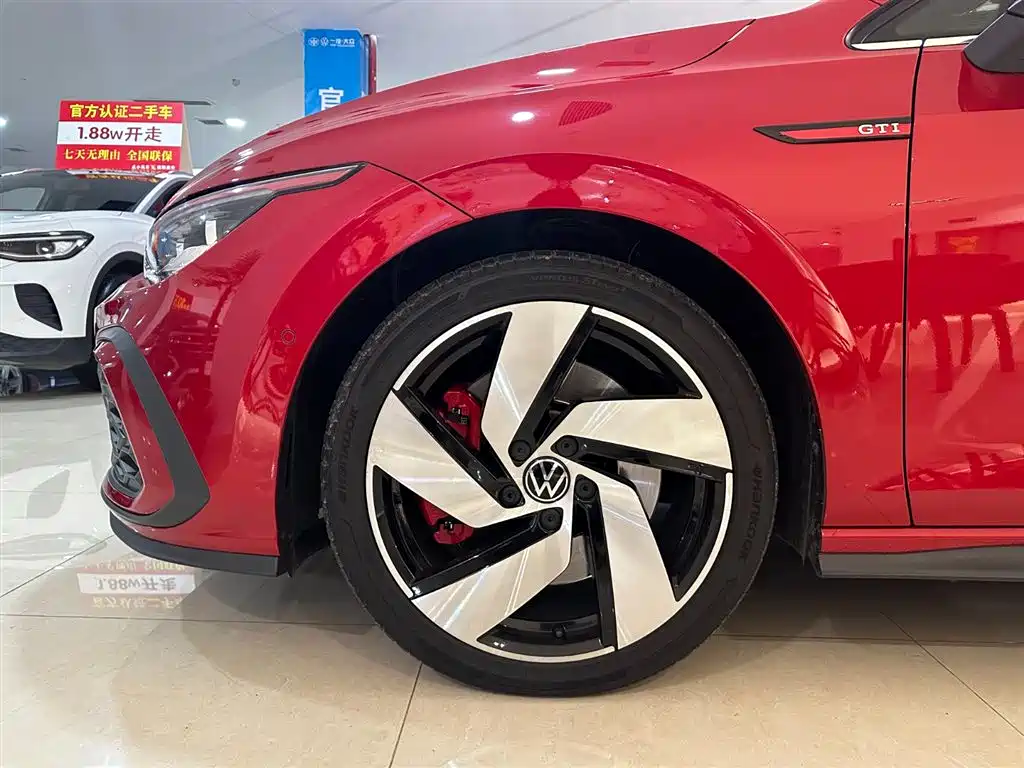 Volkswagen Golf GTI 2021 380TSI DSG GTI фото 32