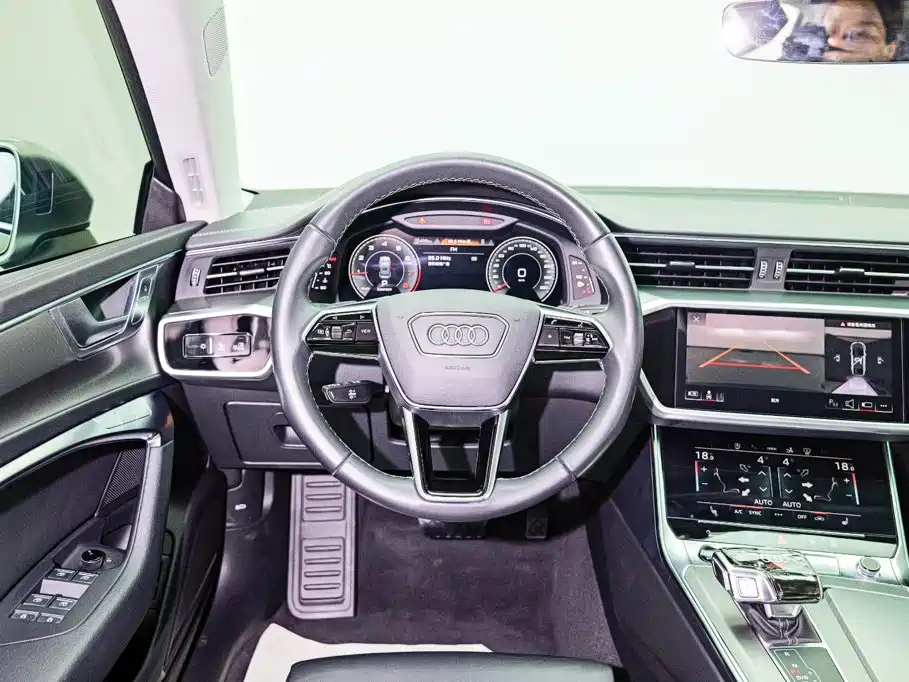 Audi A7 2024 2024 45 TFSI Premium Selection