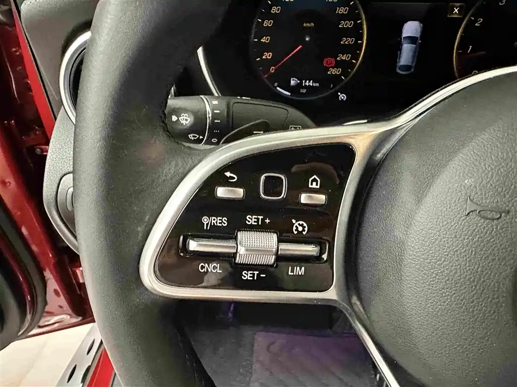Mercedes-Benz GLC, миниатюра 10