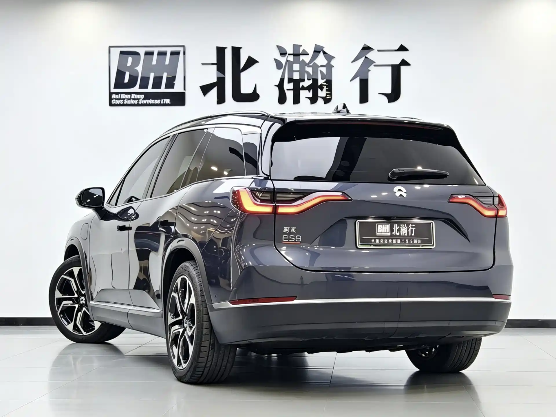 Фото 6 - NIO ES8