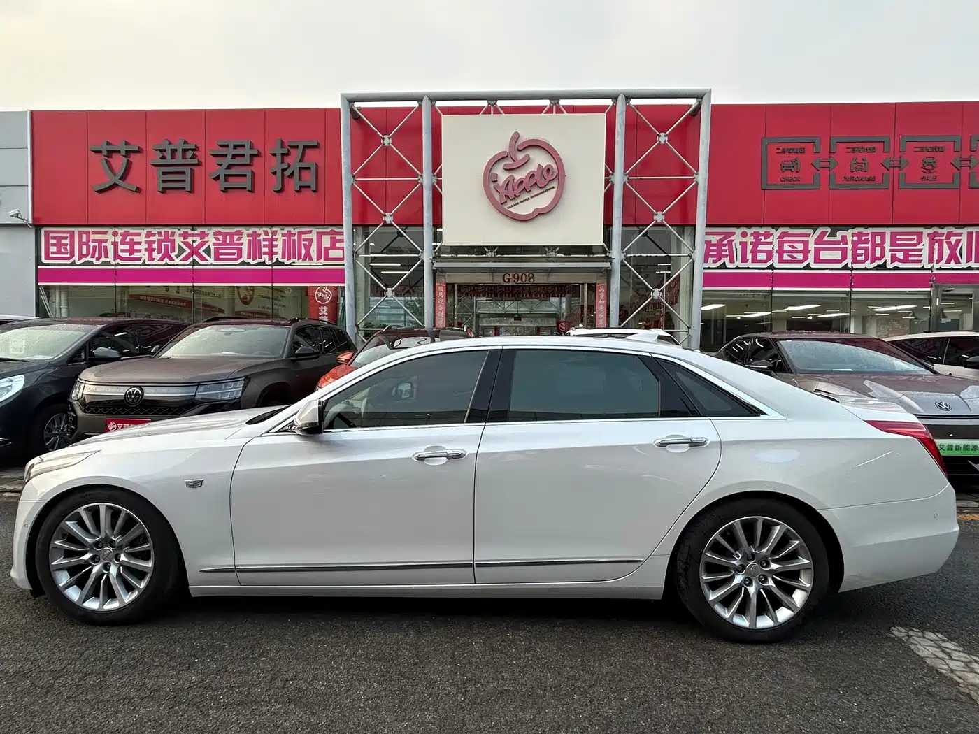 Фото 7 - Cadillac CT6
