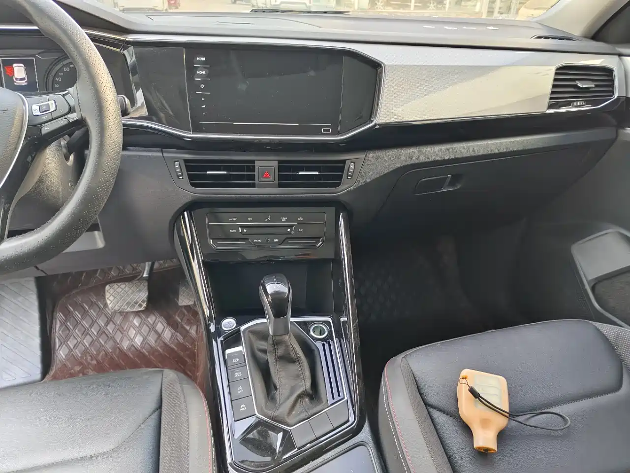 Volkswagen Tayron 2022 280TSI 2WD Luxury Smart Connect Edition фото 8