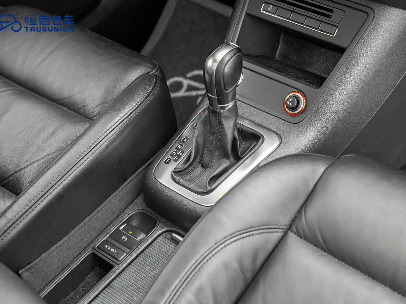 Volkswagen Tiguan 2012 2.0TSI Automatic 4WD Elite Edition фото 17