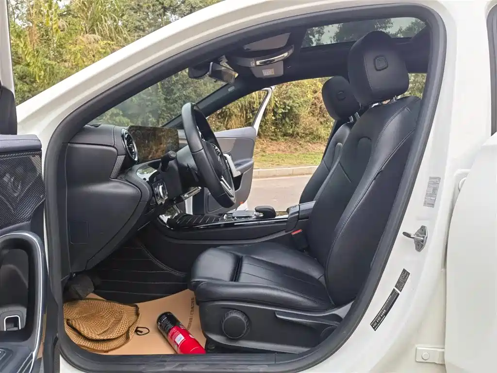 Mercedes-Benz A-Class 2021 A 200 L Sport Sedan Dynamic Type фото 9
