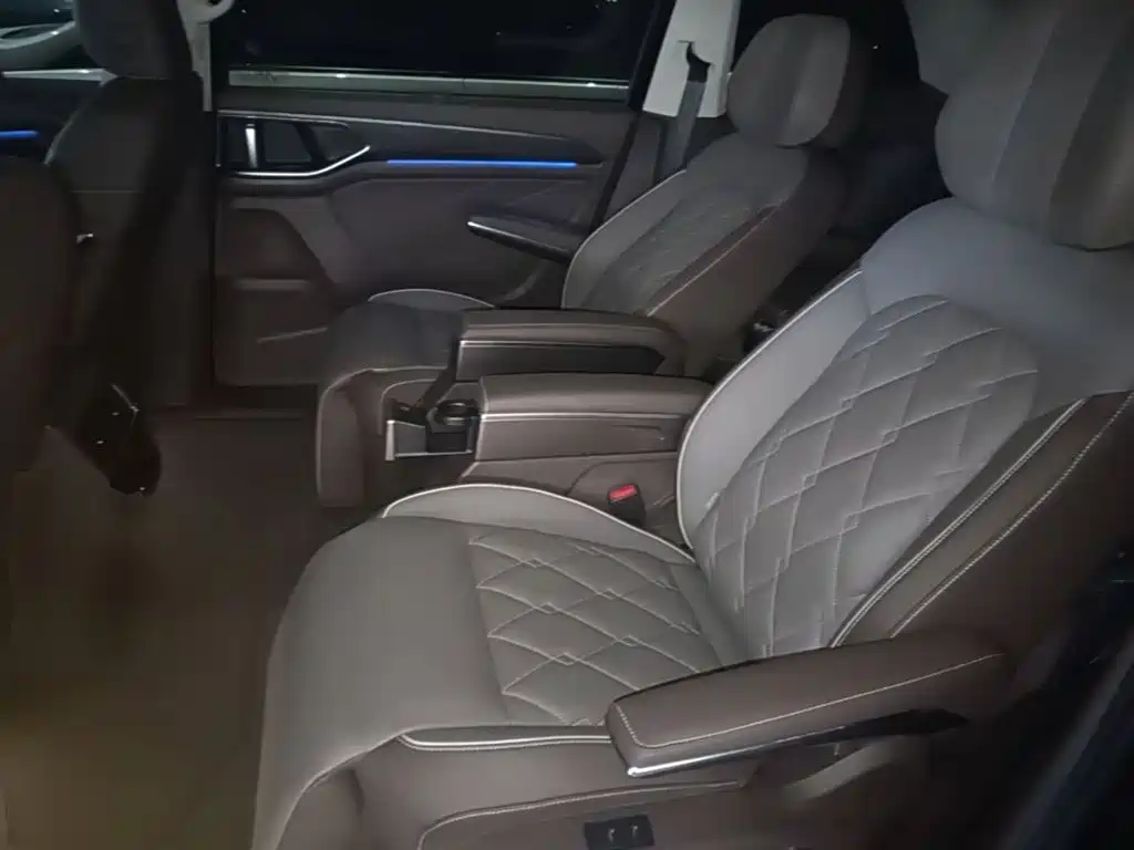 Volkswagen Viloran 2025 2024 380TSI Executive Edition