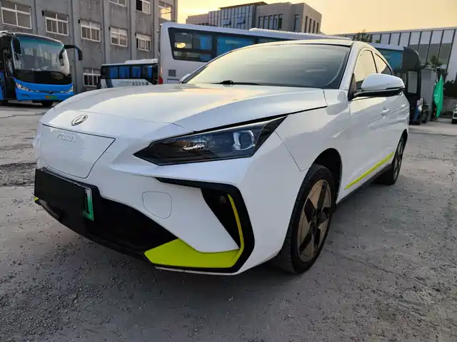 Dongfeng Aeolus Dongfeng Fengshen E70 2023 PRO Yizhi Edition Standard Range