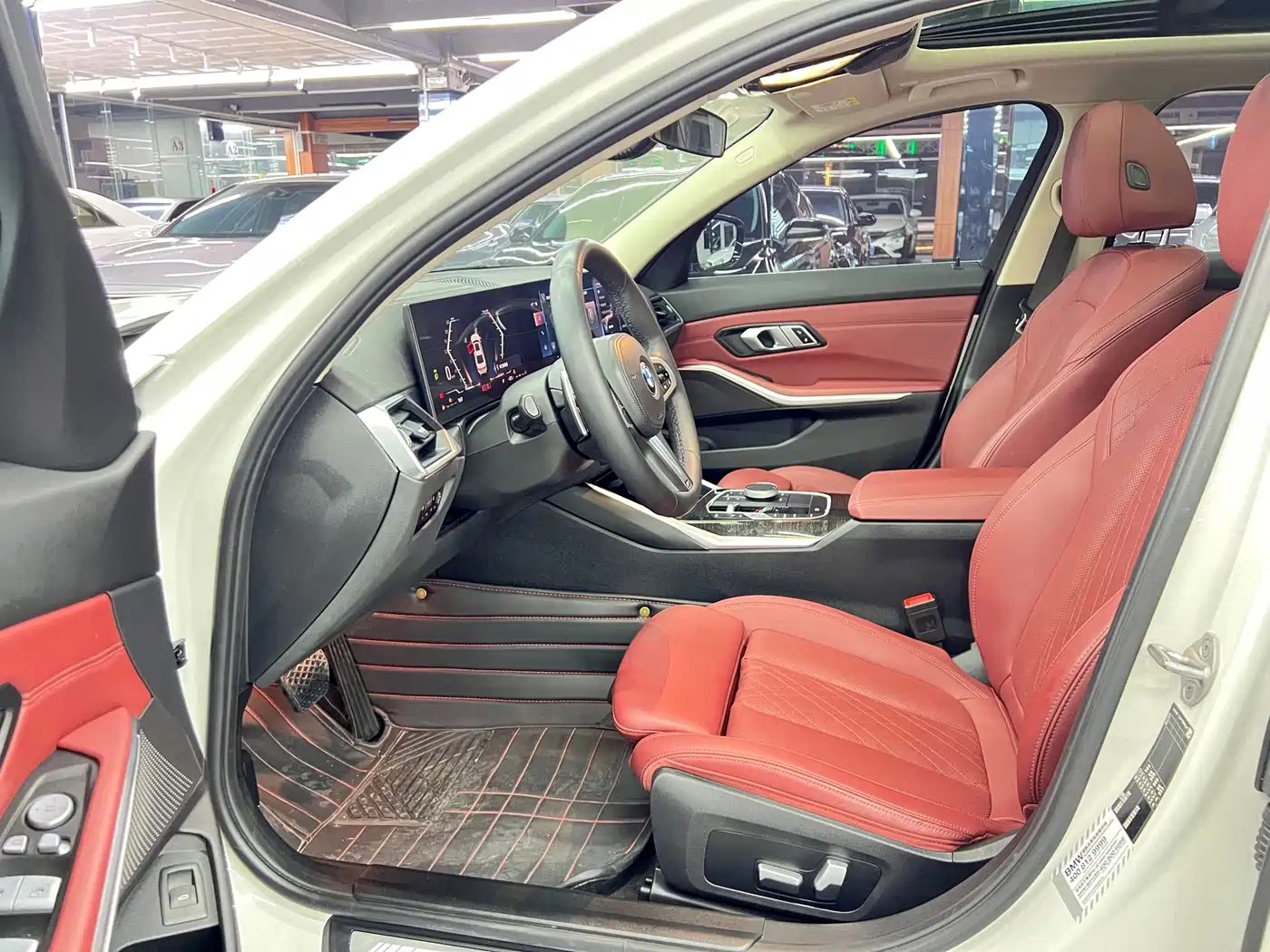 BMW 3 Series 2023 325Li M Sport Package фото 13