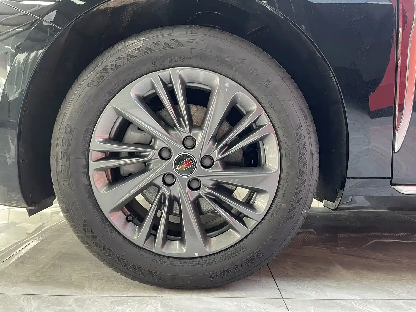 Hongqi H5 2026