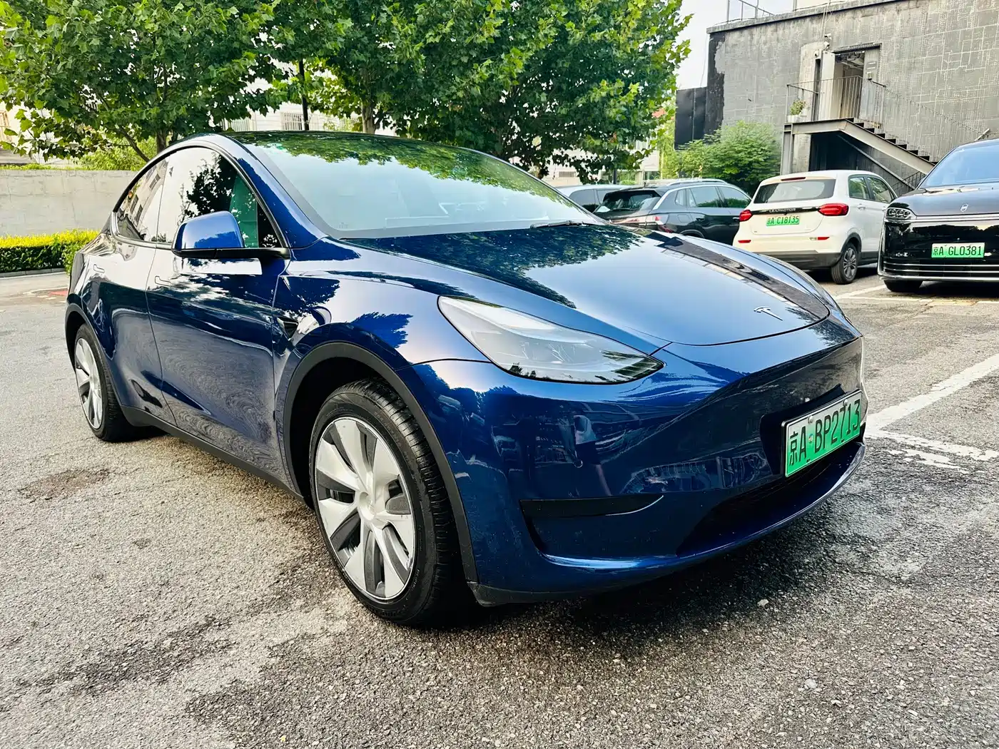 Photo 3 - Tesla Model Y