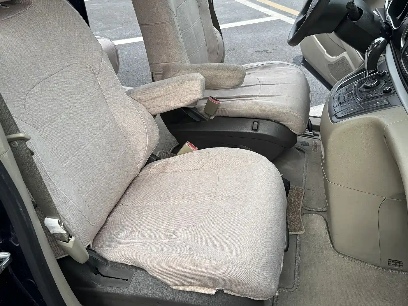 Buick GL8 2013 2.4L CT Luxury Business Comfort Edition фото 14