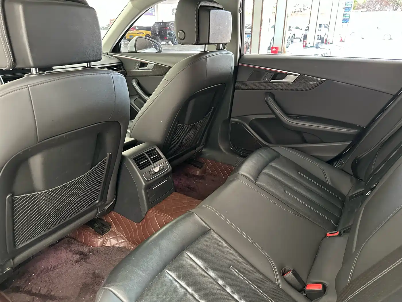 Audi A4L 2020 40 TFSI quattro Luxury Dynamic фото 9
