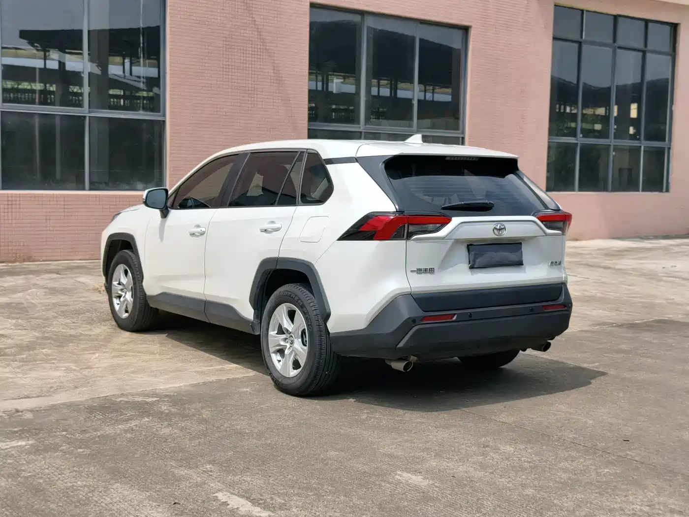 Toyota RAV4 2023 2023 2.0L CVT 2WD Urban Edition