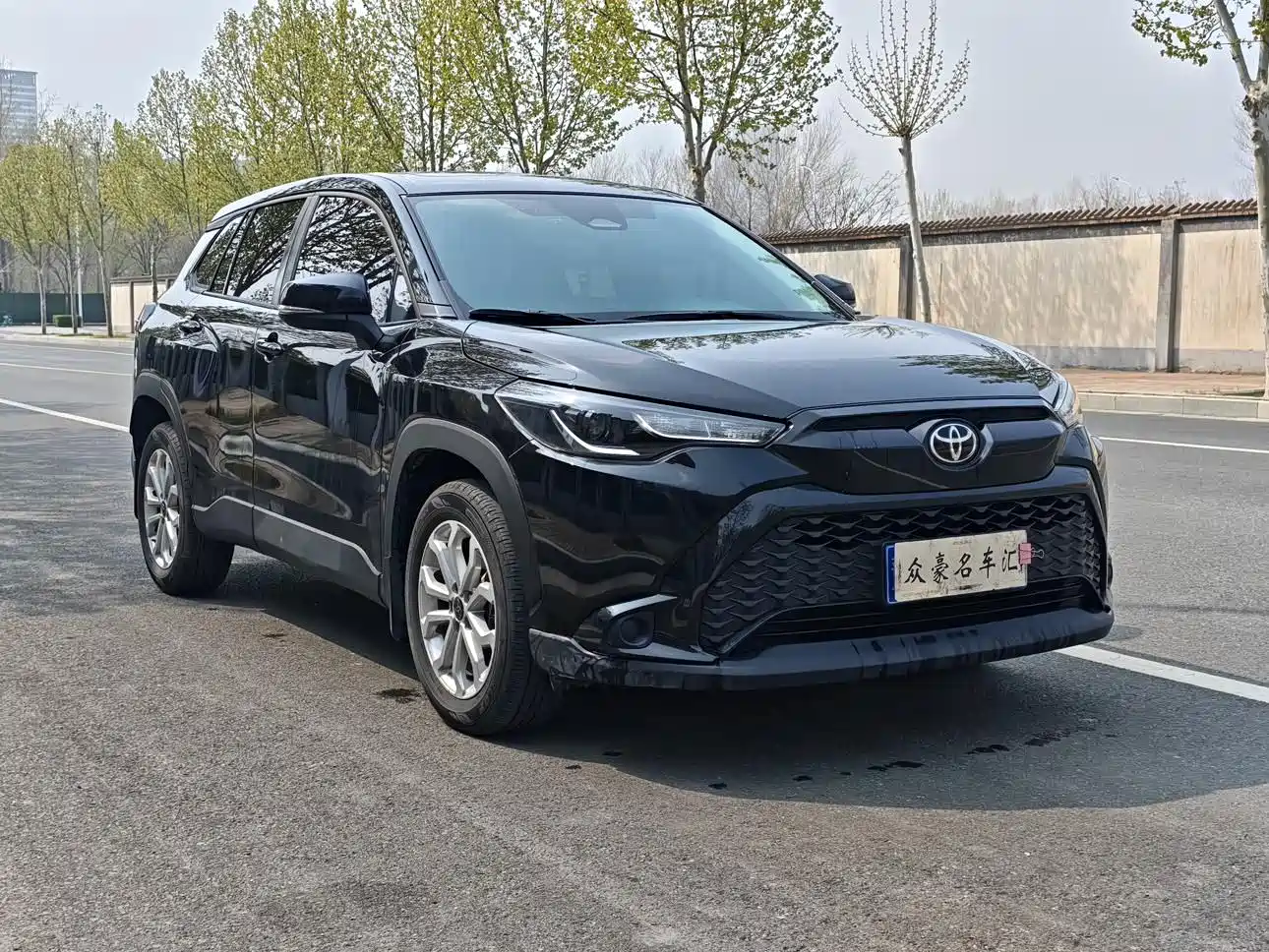 Toyota Frontlander 2024 2.0L CVT Leading Edition фото 3
