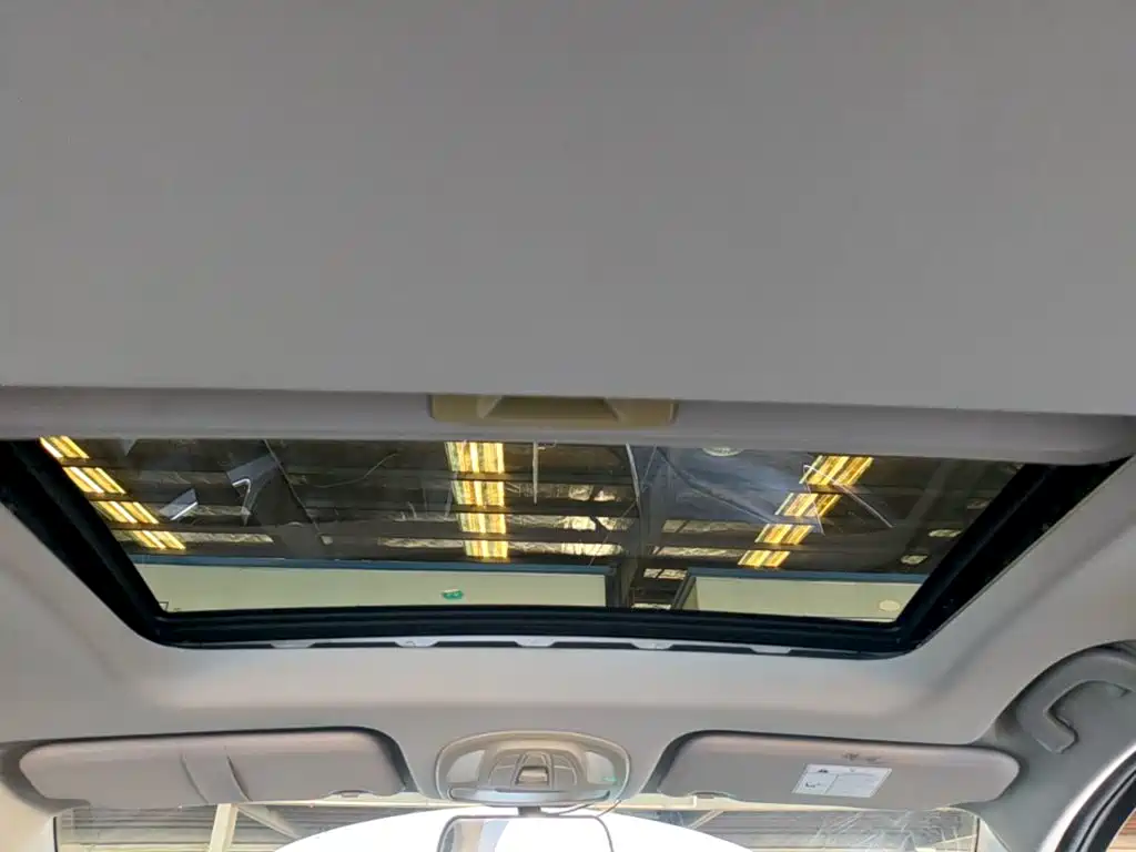 Baojun 730 2020 2019 1.5T CVT Flagship Edition 7-Seater China VI