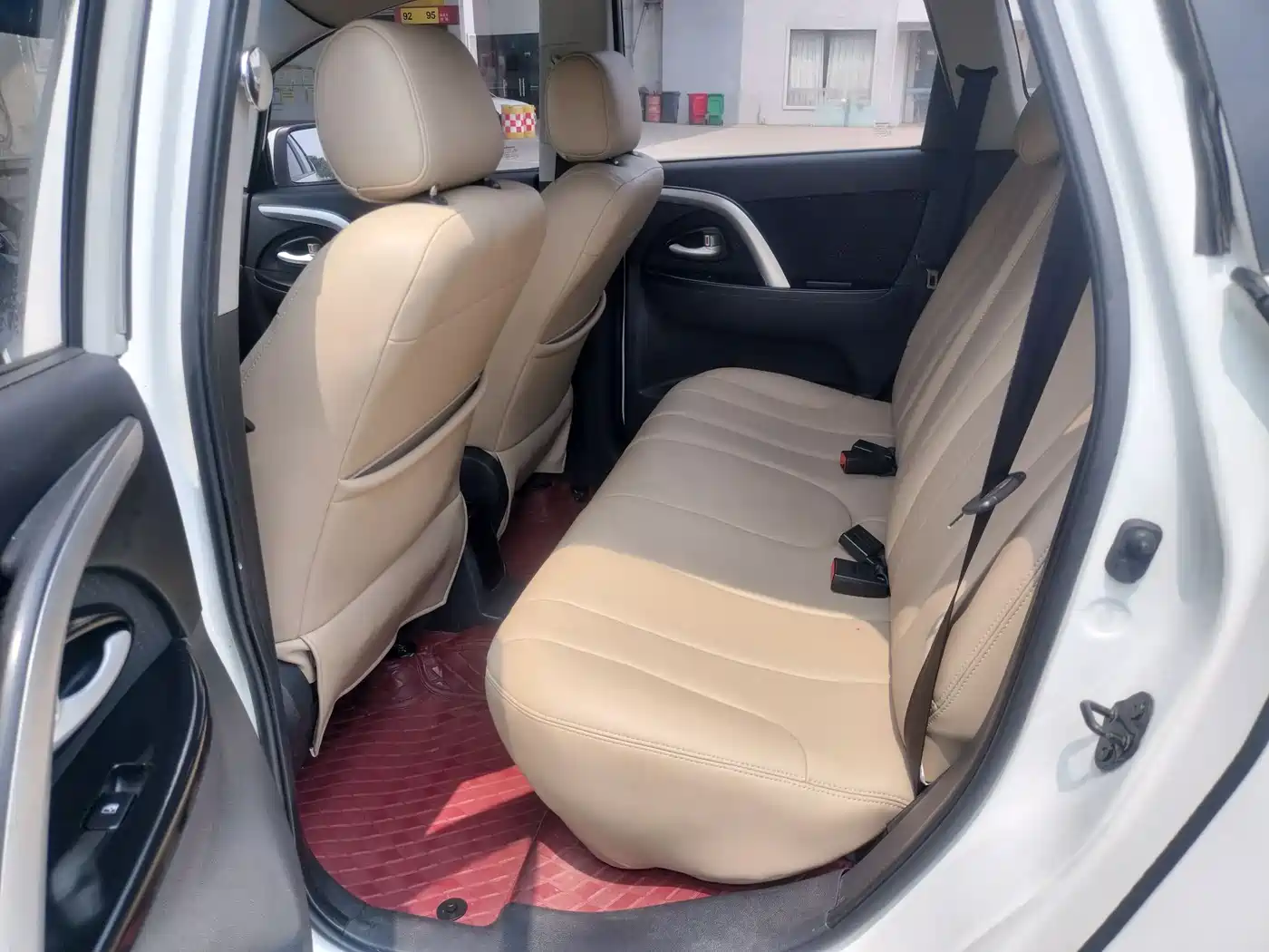 Changan CX20 2015 2014 1.4L IMT Sunroof Navigation China IV