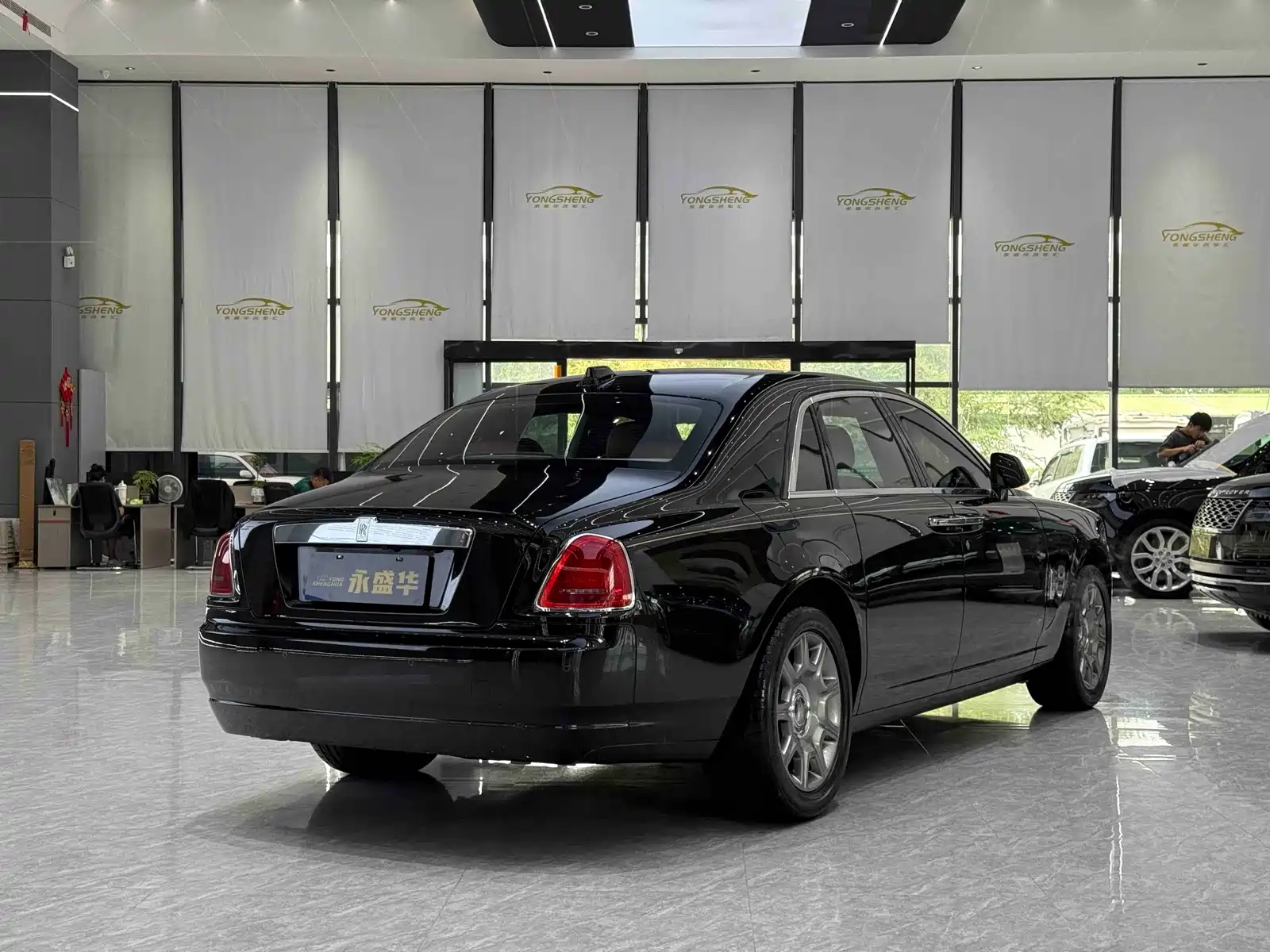 Фото 4 - Rolls-Royce Ghost