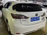Фото 13 - Lexus CT